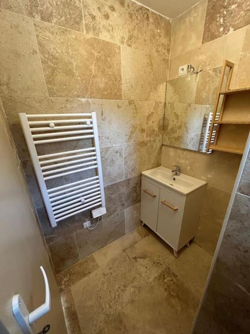Maison De Vacances En Campagne Cavaillon Bagian luar foto